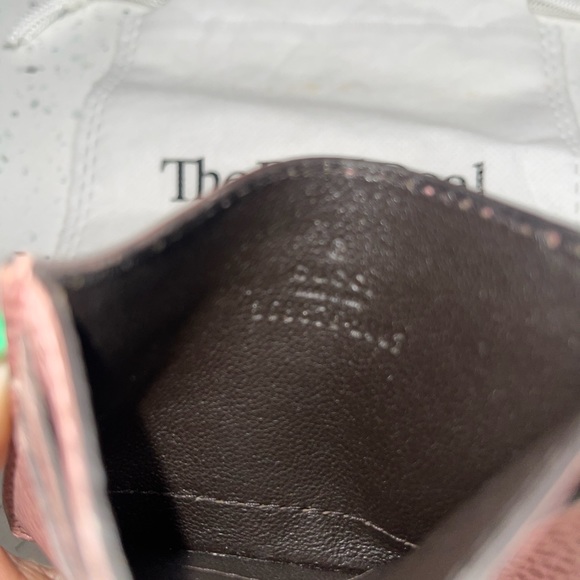 Pink Gucci swing Leather card Holder - Picture 4 of 4